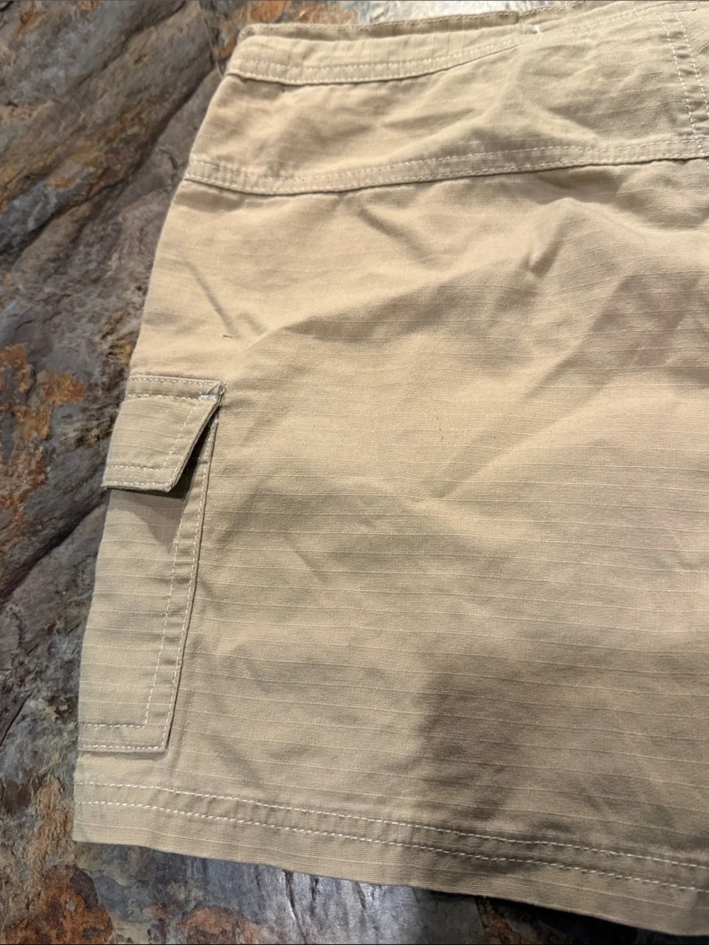Casual Beige Drawstring Women’s Shorts size small